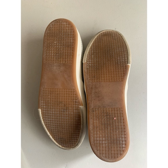 Steve Madden Gray Mesh Slip Ons Women’s Size 8.5 - Picture 5 of 6